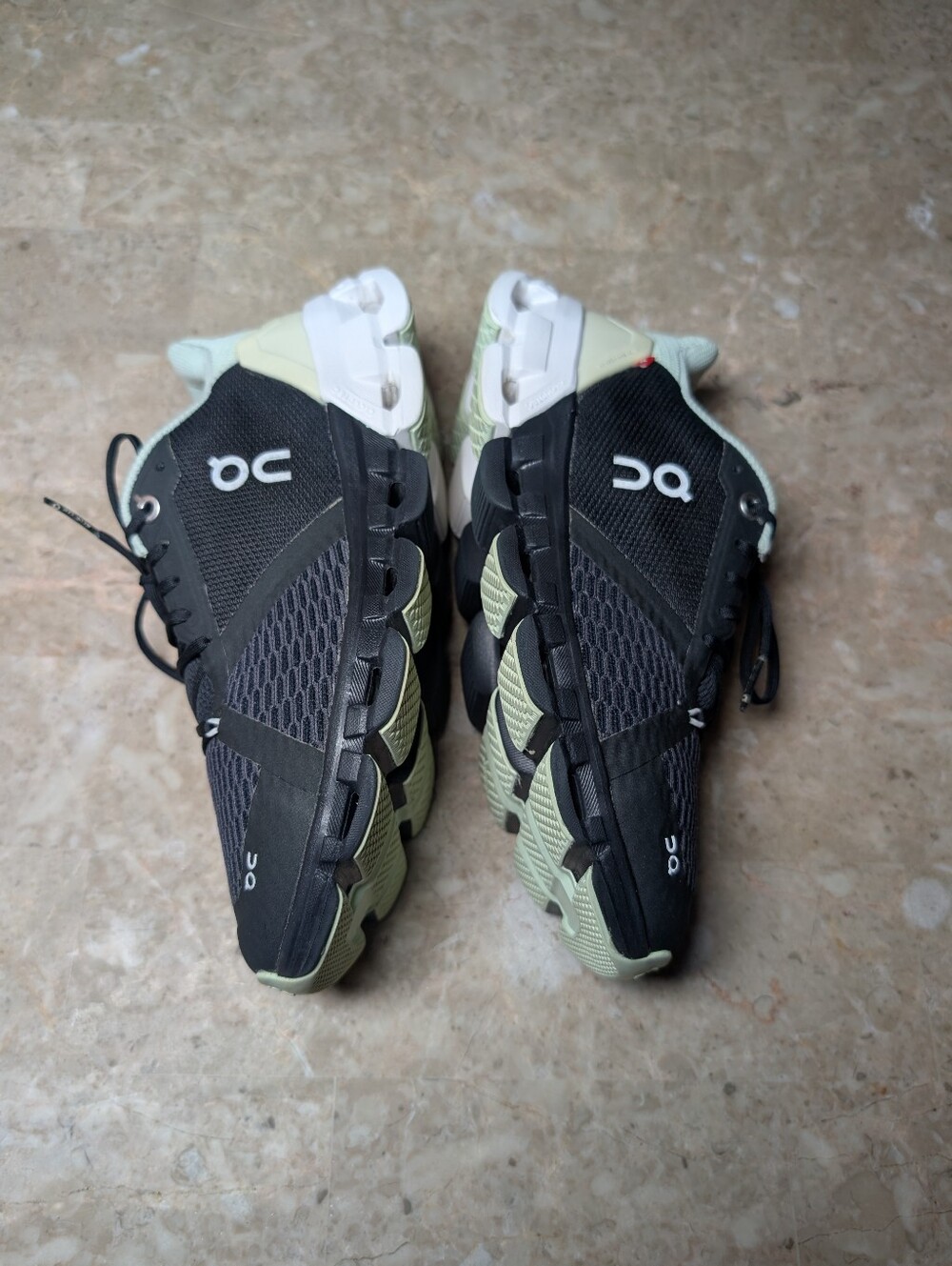 On Cloudflyer Swiss Engineering ® Running Shoes Black- mint Women Size 7 No Box - Picture 7 of 9